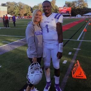 Meet your Posher, Abbey